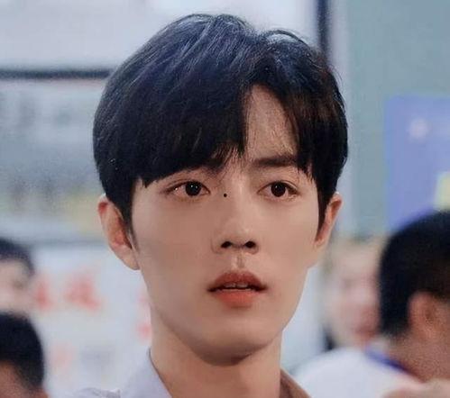 网红吃瓜头像男生,揭秘网络红人的神秘面纱