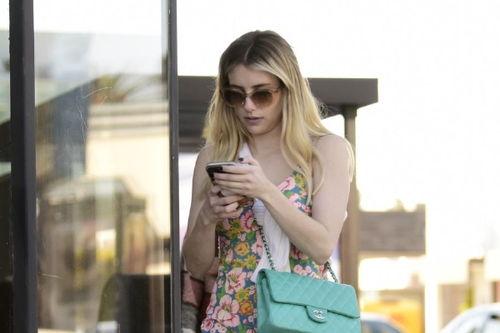 爆料吃瓜空姐网红是谁,神秘网红空姐身份曝光，吃瓜群众热议